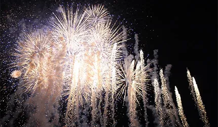 夏天到日本就是要看煙火！2019神宮外苑花火大會