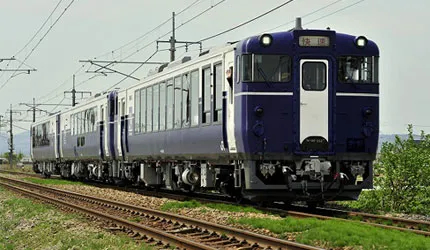 鐵軌上移動的景色「日本十大人氣觀光列車」
