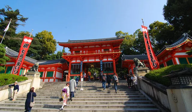 京都旅遊必訪！祇園之首，日本最大祭典中心──八坂神社
