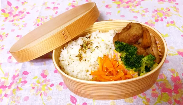 第一次做便當就上手！日本便當製作秘訣＆道具大公開！ 的縮圖