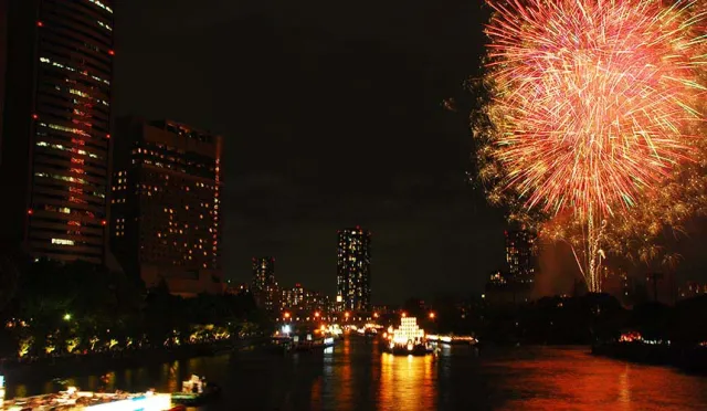 日本三大祭典──盛夏燦爛的大阪天神祭！