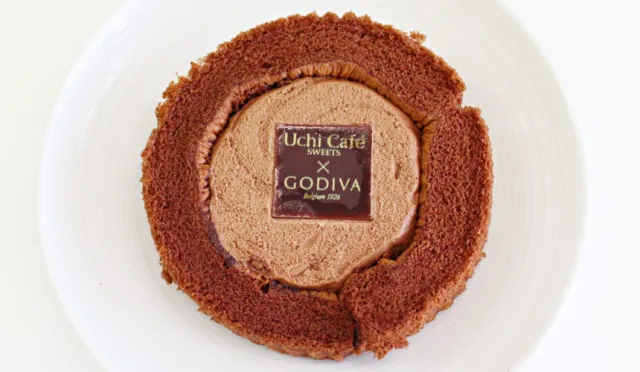 一期一會的頂級夢幻甜點！GODIVA × LAWSON 合作推出限時限量巧克力瑞士卷
