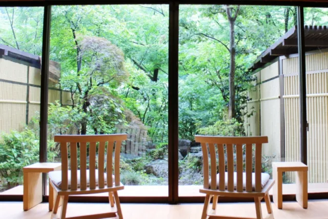「樂吃購！日本」送你去星野集團「界 川治」住一晚，在綠林山潤間享受完美假期！
