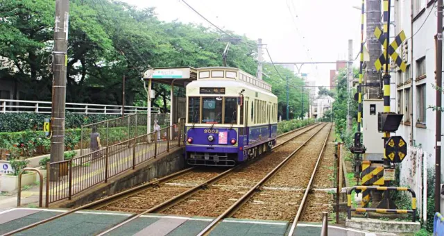 跟著「都電荒川線」去旅行，遇見100%咖啡甜點小店！