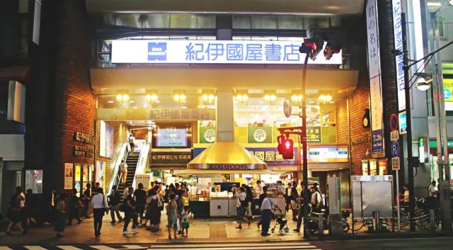 走進生氣蓬勃的日本書店場景！旅日者必訪的4間日本老字號連鎖書店