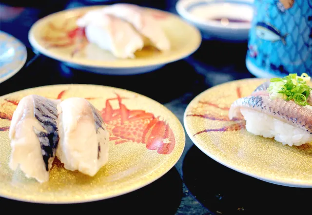 「迴轉壽司店」菜單完全制霸，魚類、海鮮壽司日文名一目瞭然