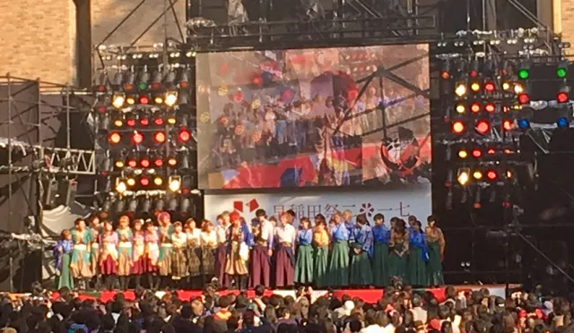 深秋裡的熱血燃燒，跟著東京的大學生們一起瘋學園祭！