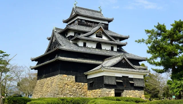 島根縣必訪！山陰地區國寶名城、現存12天守「松江城」