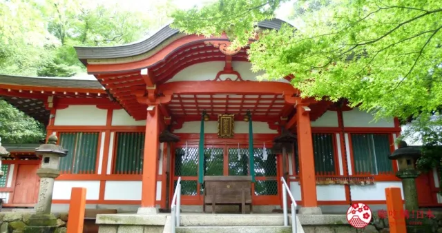 逛完奈良公園、奈良町別忘了「高畑」地區！社寺巡禮半日遊