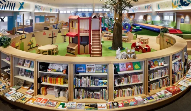 「高知蔦屋書店」新開幕！市場文創空間、親子遊樂場、文藝咖啡廳一應俱全 的縮圖