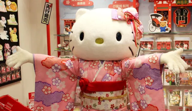 一整店Hello Kitty商品買到手軟！去完雷門、淺草寺就到Sanrio Gift Gate 淺草店逛逛！