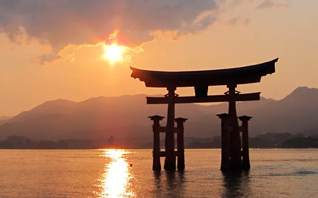 暫別「海上鳥居」！嚴島神社大鳥居自2019年6月起進入封閉整修期