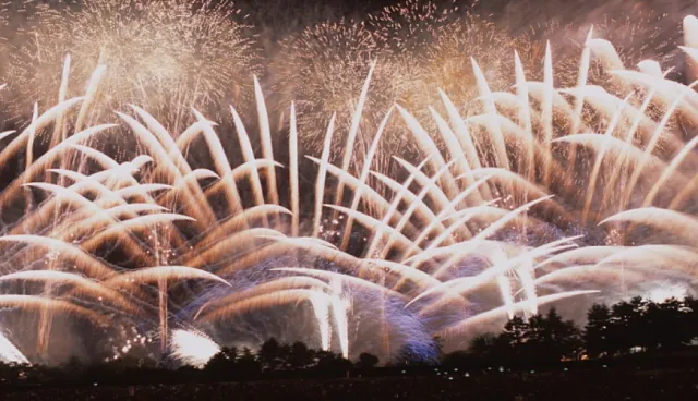 今年夏天來日本欣賞浪漫煙火吧！2019大阪花火大會總整理！