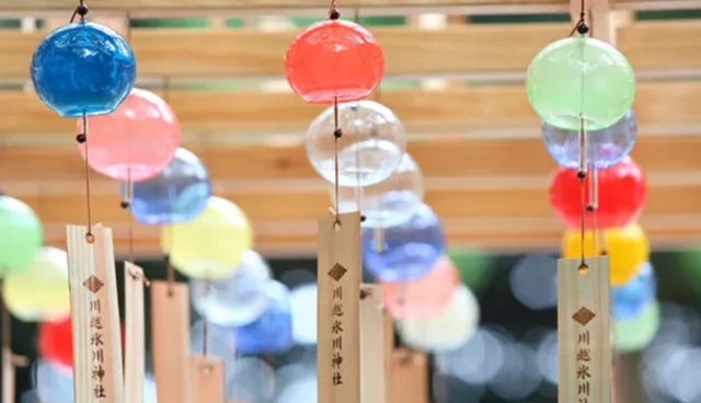 夏天浪漫風物詩！川越「冰川神社」緣結風鈴祭