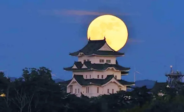 超美的「伊賀之月」要去哪裡賞？快來收集「日本百大名月」！