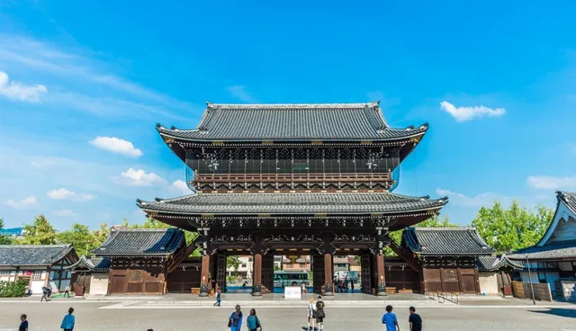 因應肺炎減少接觸對策！京都東本願寺開始使用「賽錢專用APP」刷卡奉獻香油錢