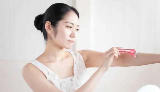 女生不除毛就是沒禮貌？吃餃子要配白飯？5個「日本文化」讓外國人忍不住皺眉！